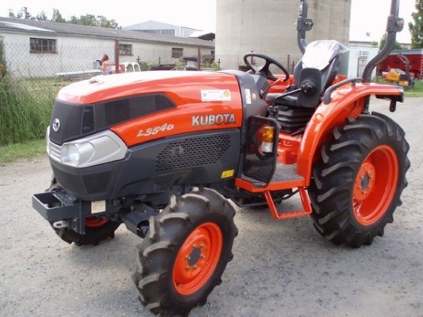 KUBOTA L3540 CZĘŚCI DO SILNIKA